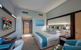 City Avenue Hotel